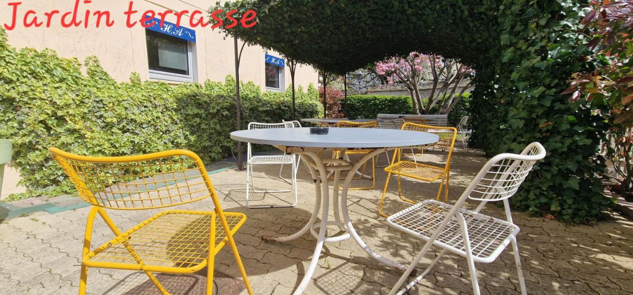 Kyriad Direct Arpajon Ngoại thất bức ảnh