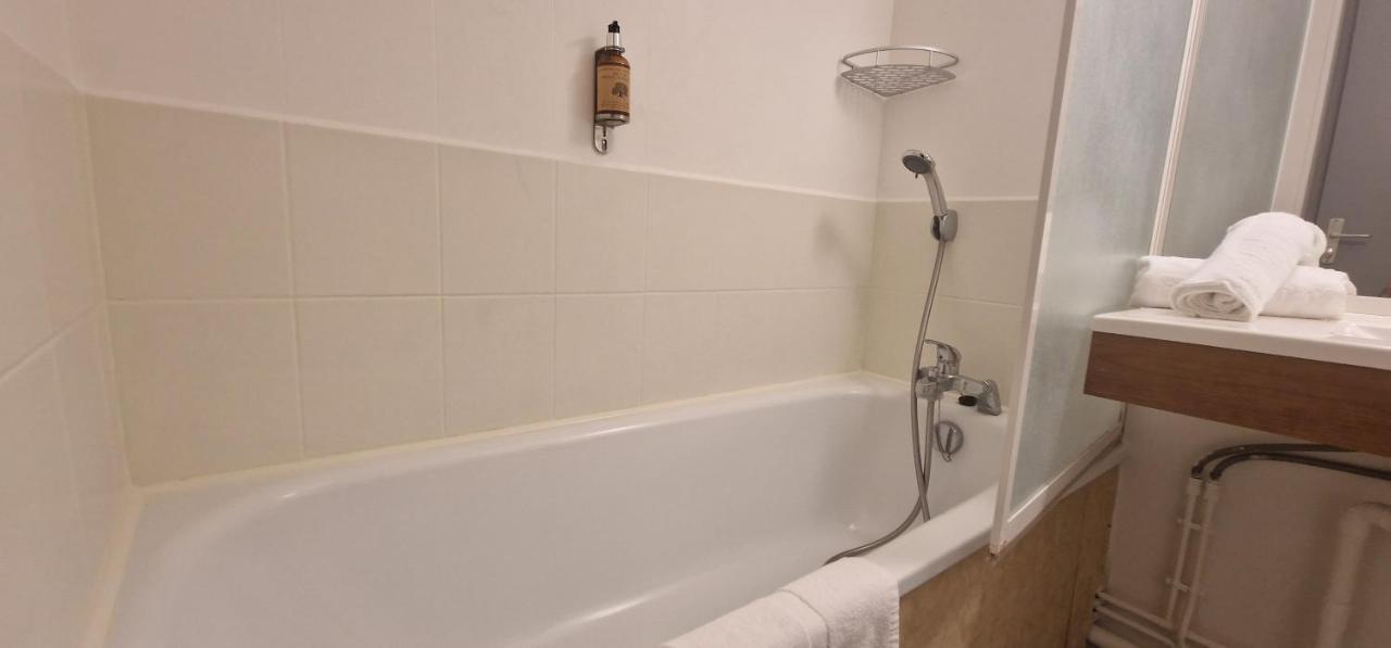 Kyriad Direct Arpajon Ngoại thất bức ảnh